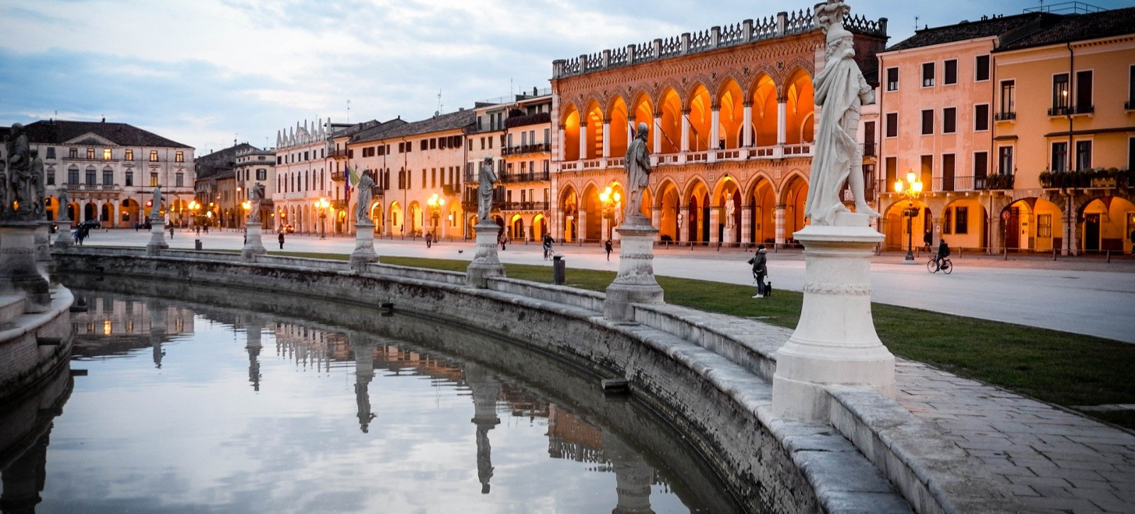 Leggi tutto sul Portale Padova Per Foto di Prato della Valle