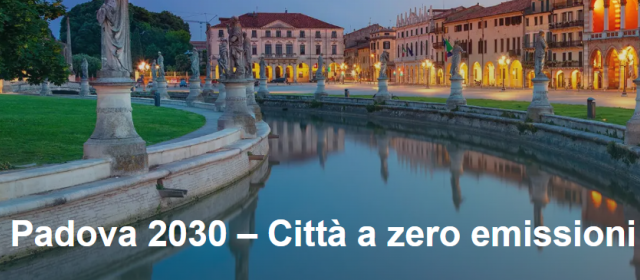 Immagine di Prato della Valle con Scritta Padova 2030 - città a zero emissioni